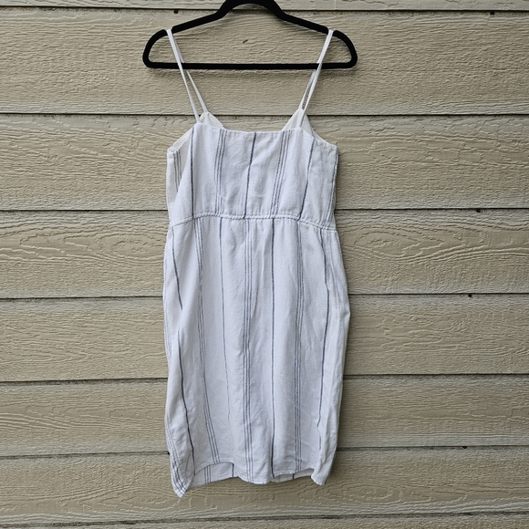 Oak & Fort white sleeveless sun dress with grey stripes and pockets medium - Picture 2 of 6